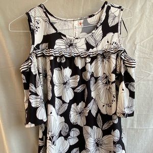 Floral cold shoulder top